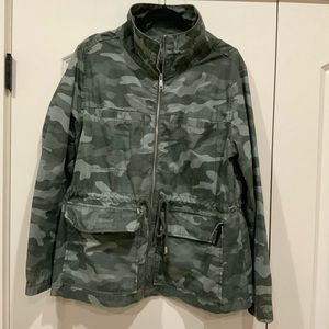 Camo Zip up Jacket
